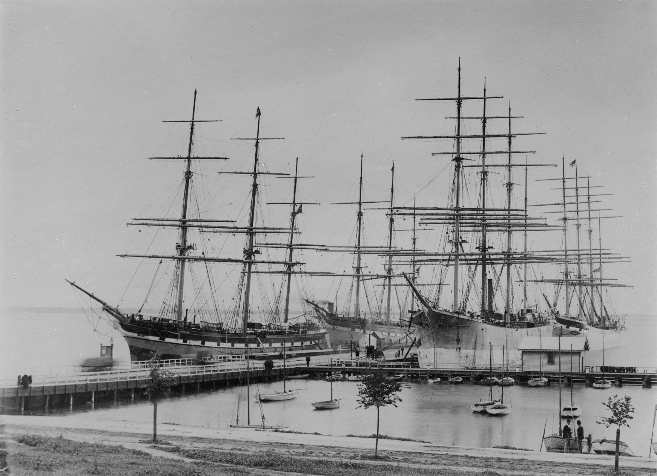 The Loch Katrine, the Loch-line ship Alexander sailed - dismasted off NSW, 1910.